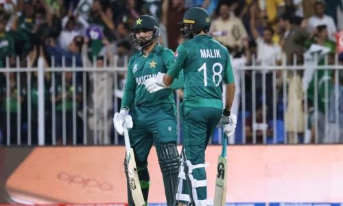 Pakistan beat New Zealand by 5 Wickets in T20 World Cup 2021