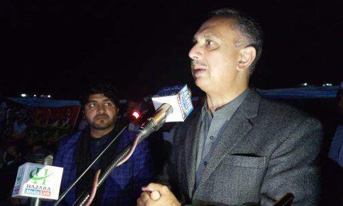 خانپور درہ کی ملک برادری نے تحریک انصاف میں شمولیت کا اعلان کرتے ہوئے خان برادران کی مکمل حمایت وسپورٹ کا اعلان کردیا